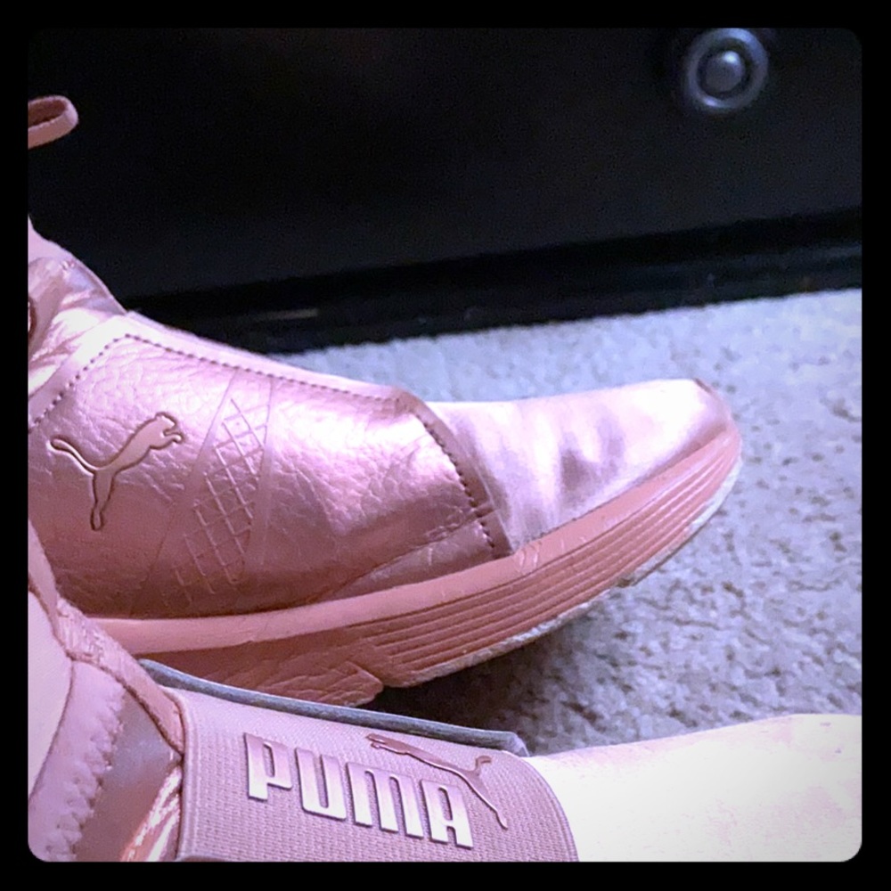 Size 7 Rose Gold Pumas